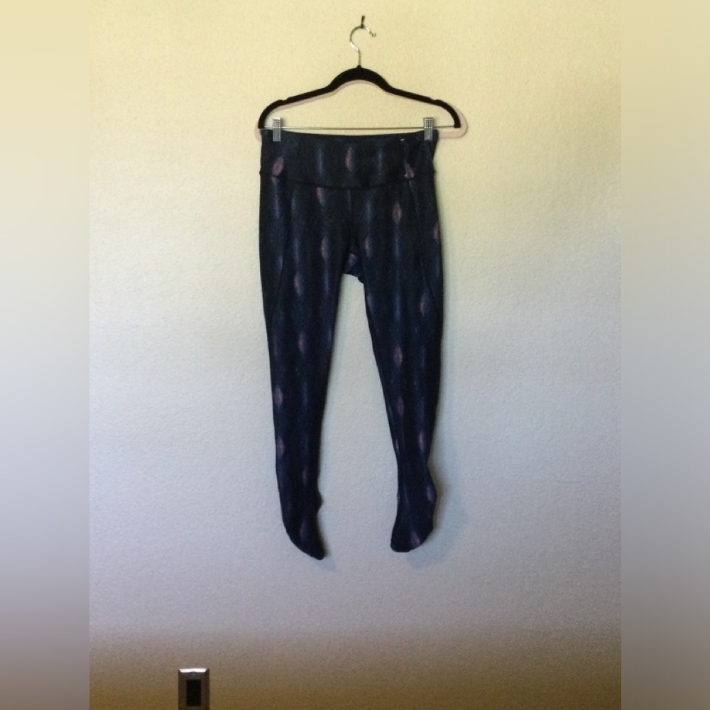 Calea by Carrie Underwood blue geometric leggings for women with pockets